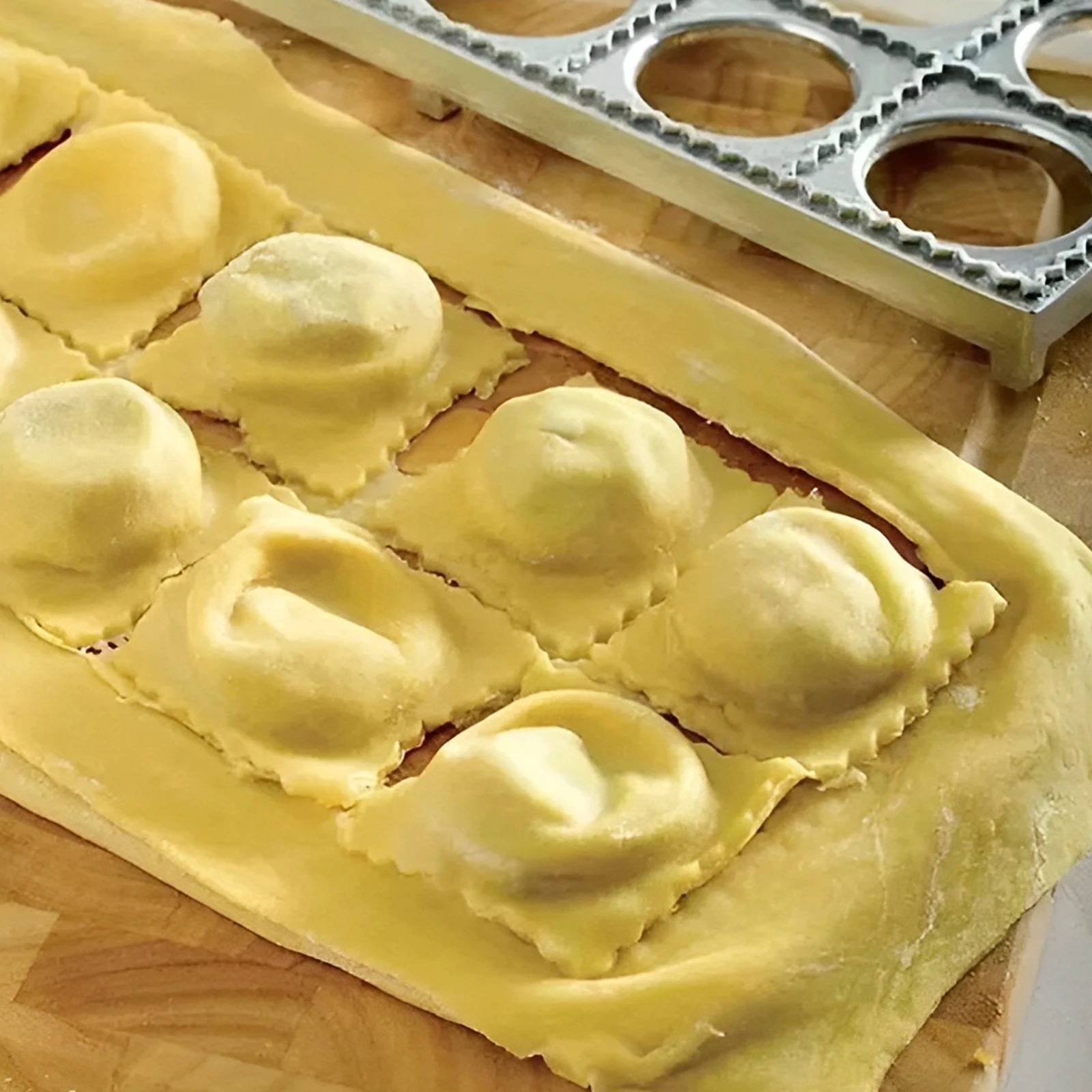 Dumpling Mold 12 Holes Ravioli - Kitchen Job 评论和价格